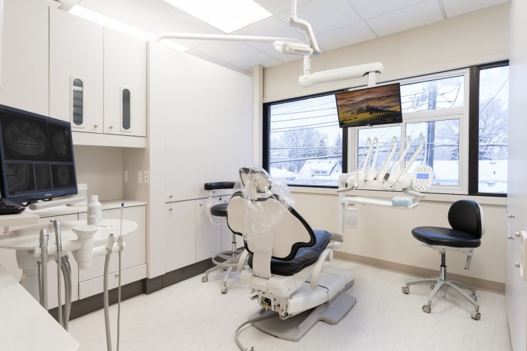 82 Dental in Bonnie Doon, Edmonton